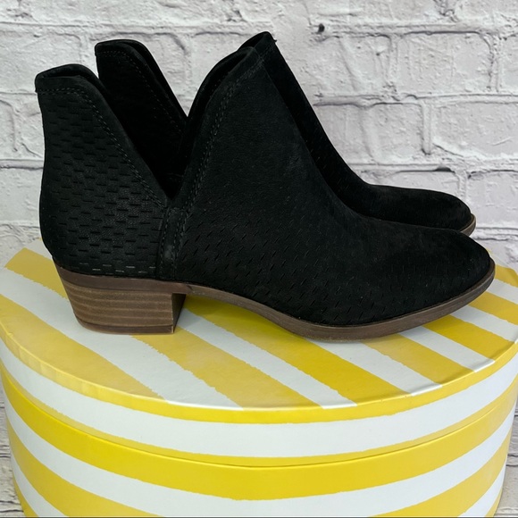 Lucky Brand Baley Black Suede Ankle Booties Size 6 - Picture 1 of 9